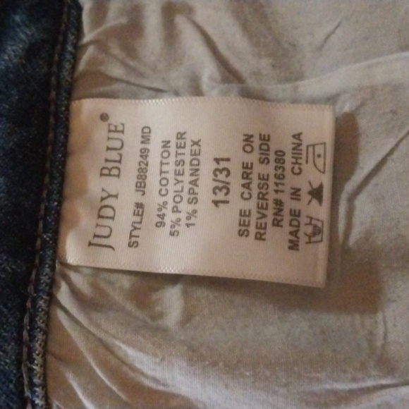 Judy Blue Demi Cropped Bootcut Denim Jeans Mid-Rise Blue  Size 13/31 - Picture 6 of 8